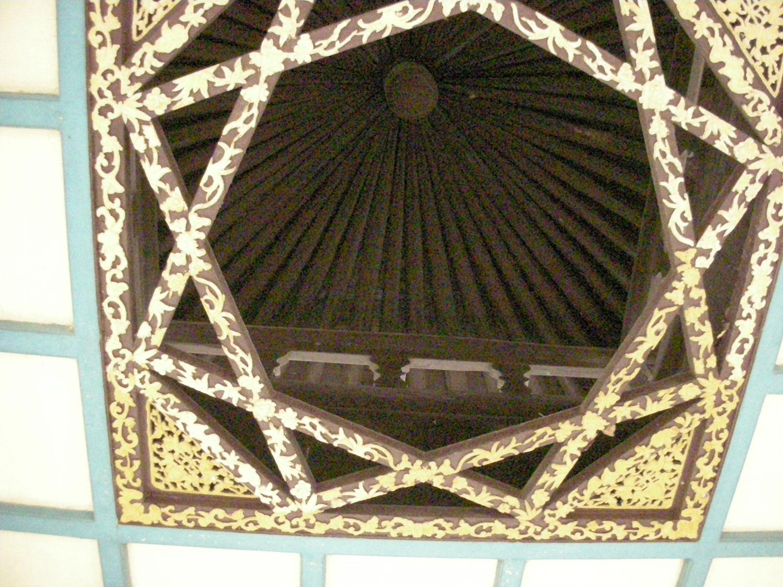 2000年ほど前は錫(スズ)の産地だったが、今は錫がない無錫(その2..無錫を代表する観光地である太湖)